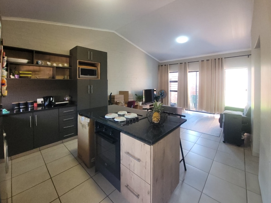2 Bedroom Property for Sale in Van Der Hoff Park North West